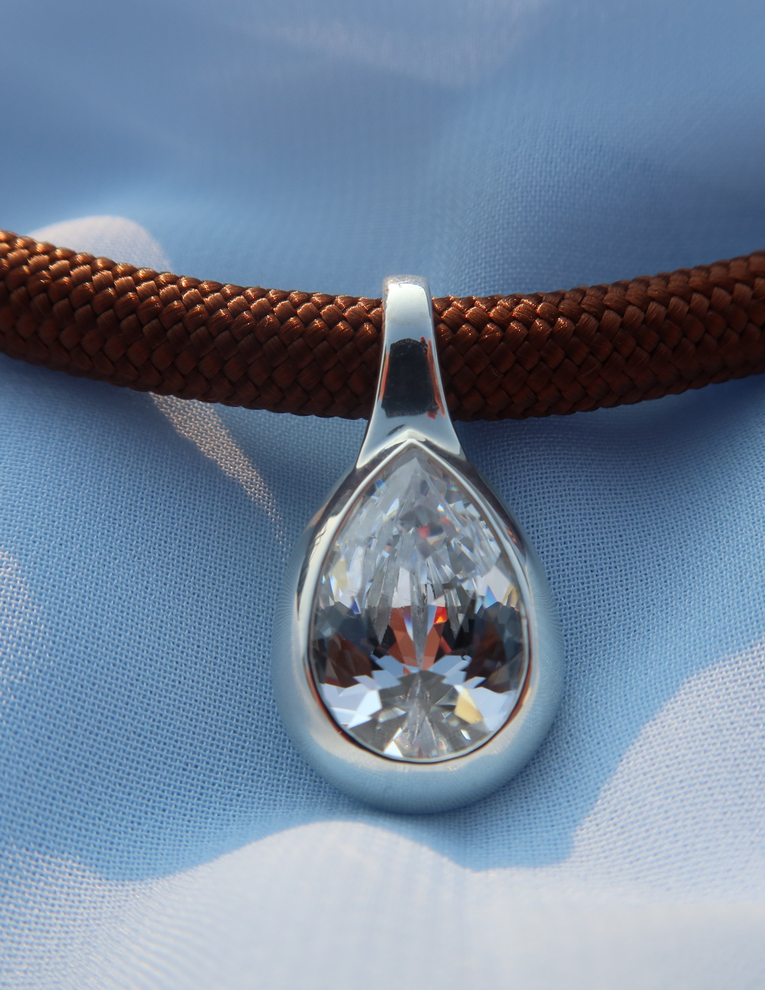 The Silver Jumbo Pear Solus Pendant