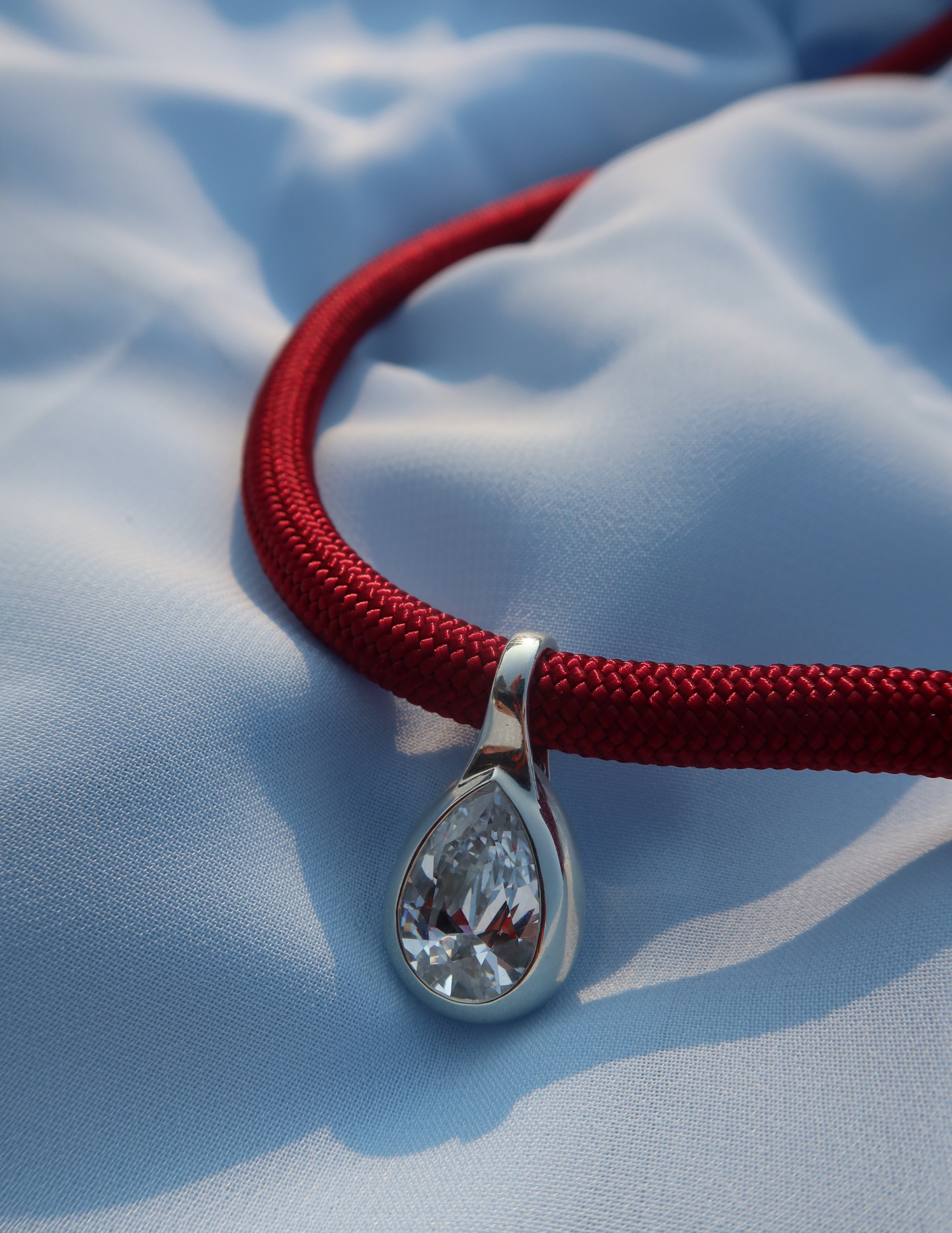 The Silver Jumbo Pear Solus Pendant